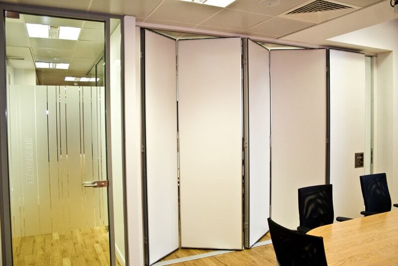 folding partitioning walls example 2