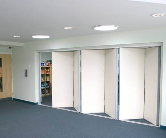 folding partitioning walls example 1
